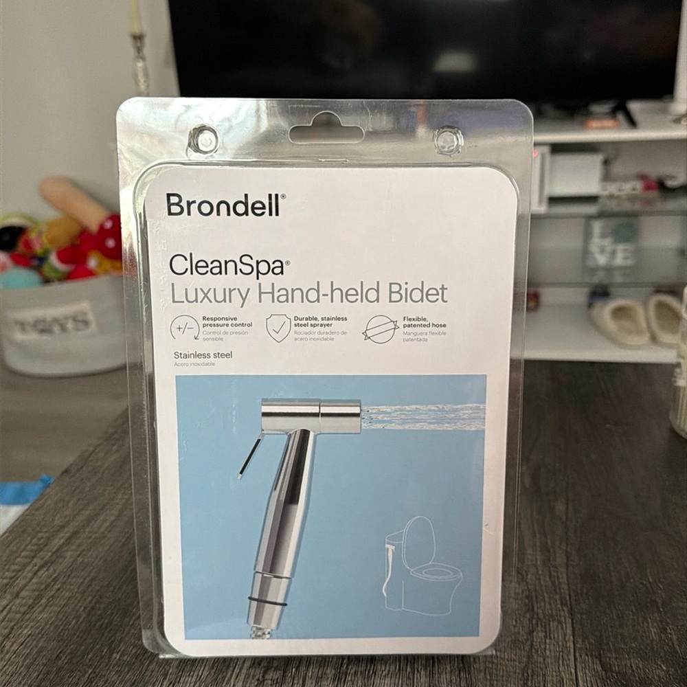 CleanSpa Luxury Hand - Held Bidet